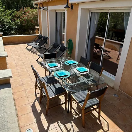 Cozy House With Beautiful Furnished Terrace Sainte-Maxime