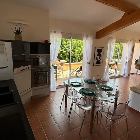 Cozy House With Beautiful Furnished Terrace Holiday home *